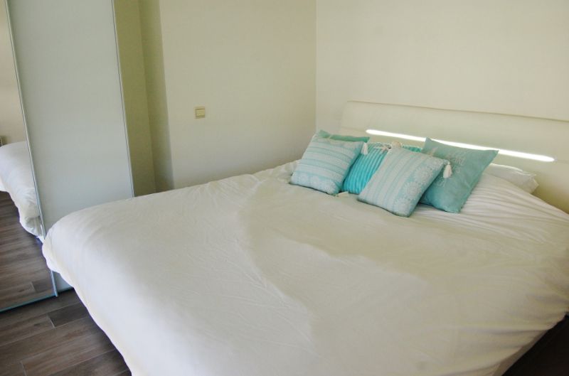 Stijlvol gerenoveerd, centraal én rustig gelegen 2-slaapkamerappartement te koop foto 8