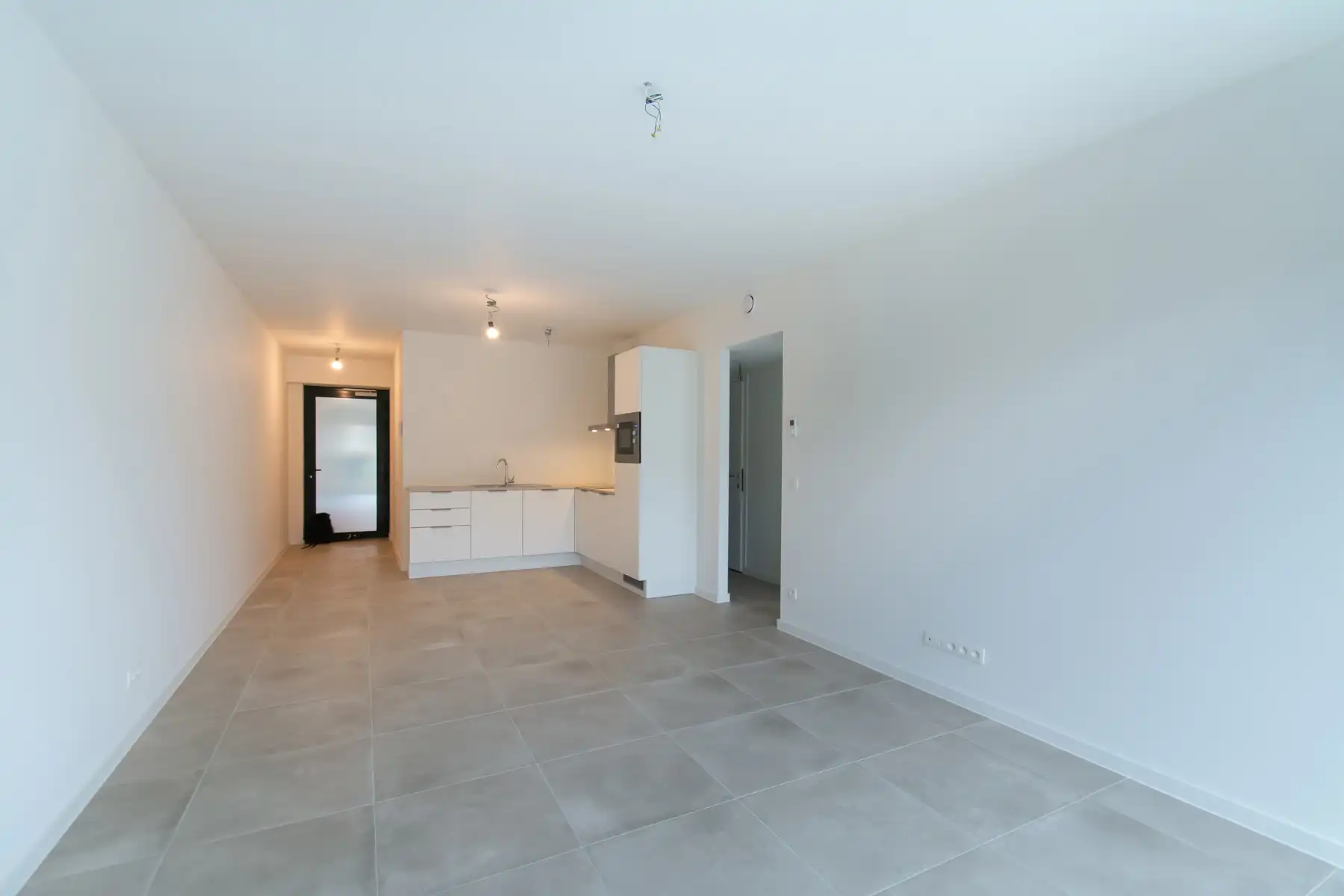 Prachtig Modern nieuwbouwappartement met 1slpk. en balcon foto 3