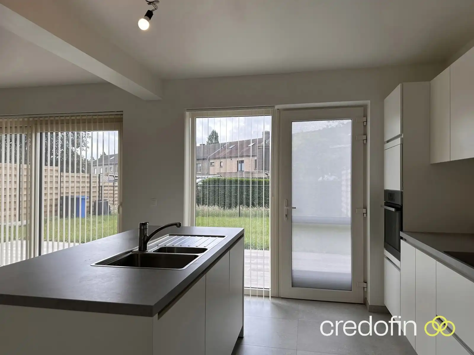 Recente woning met 2 slaapkamers, dressing en garage foto 4