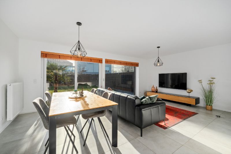 Recente, instapklare halfopen bebouwing op toplocatie te Rumbeke foto 2