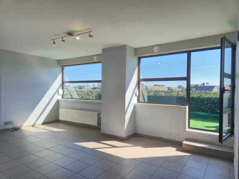 DAKAPPARTEMENT MET 1 SLAAPKAMER EN RUIM TERRAS TE HUUR IN WACHTEBEKE foto 5