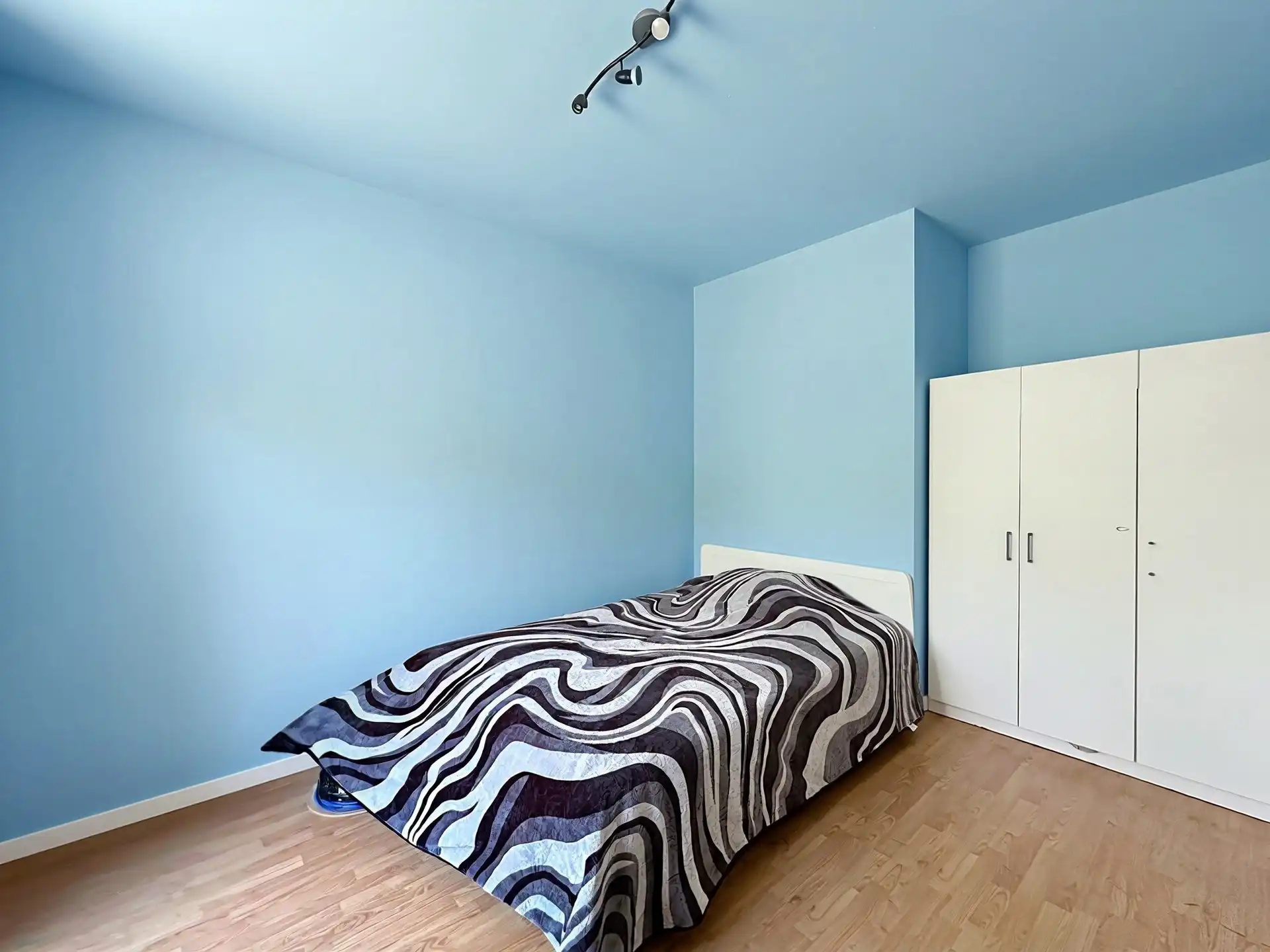 Ruim appartement met 2 terrassen en 4 slaapkamers in Ukkel! foto 11