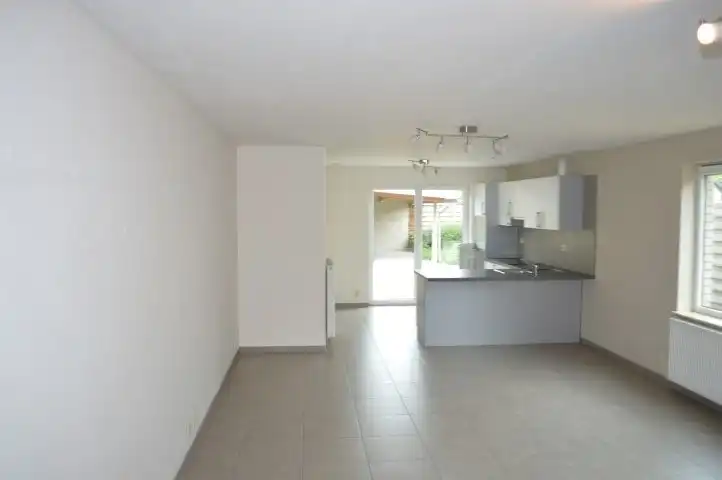 Recente woning met twee slaapkamers foto 4