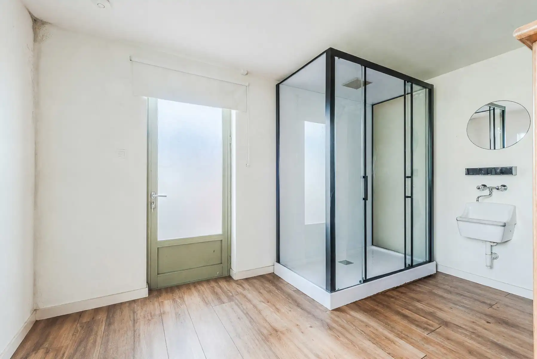 ruime woning met 4 slaapkamers op een fraai hoekperceel  foto 16