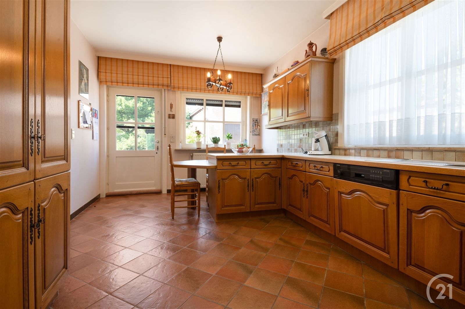 Dubbele gezinswoning of woning met praktijkruimte op 43are90 foto 15