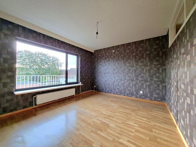 Ruim appartement met garage foto 6