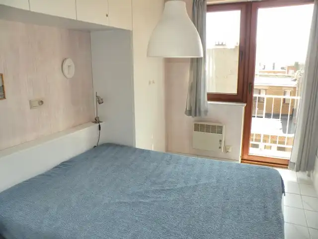 APPARTEMENT MET TWEE SLAAPKAMERS EN SLAAPHOEK OP DE ZEEDIJK foto 7
