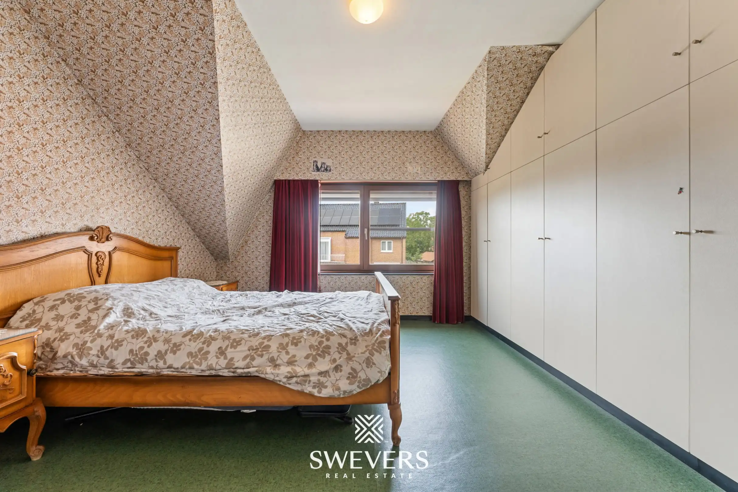 Uitstekend gelegen woning met 4 slaapkamers en mooie tuin foto 28