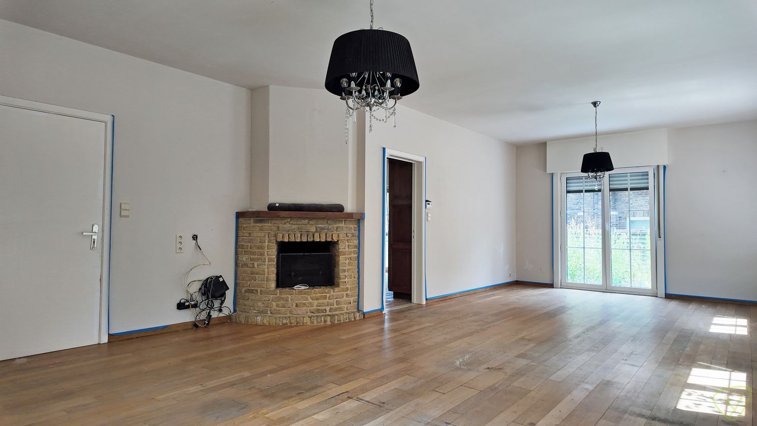 Zonnig en rustig gelegen alleenstaande woning te Eeklo! foto 3