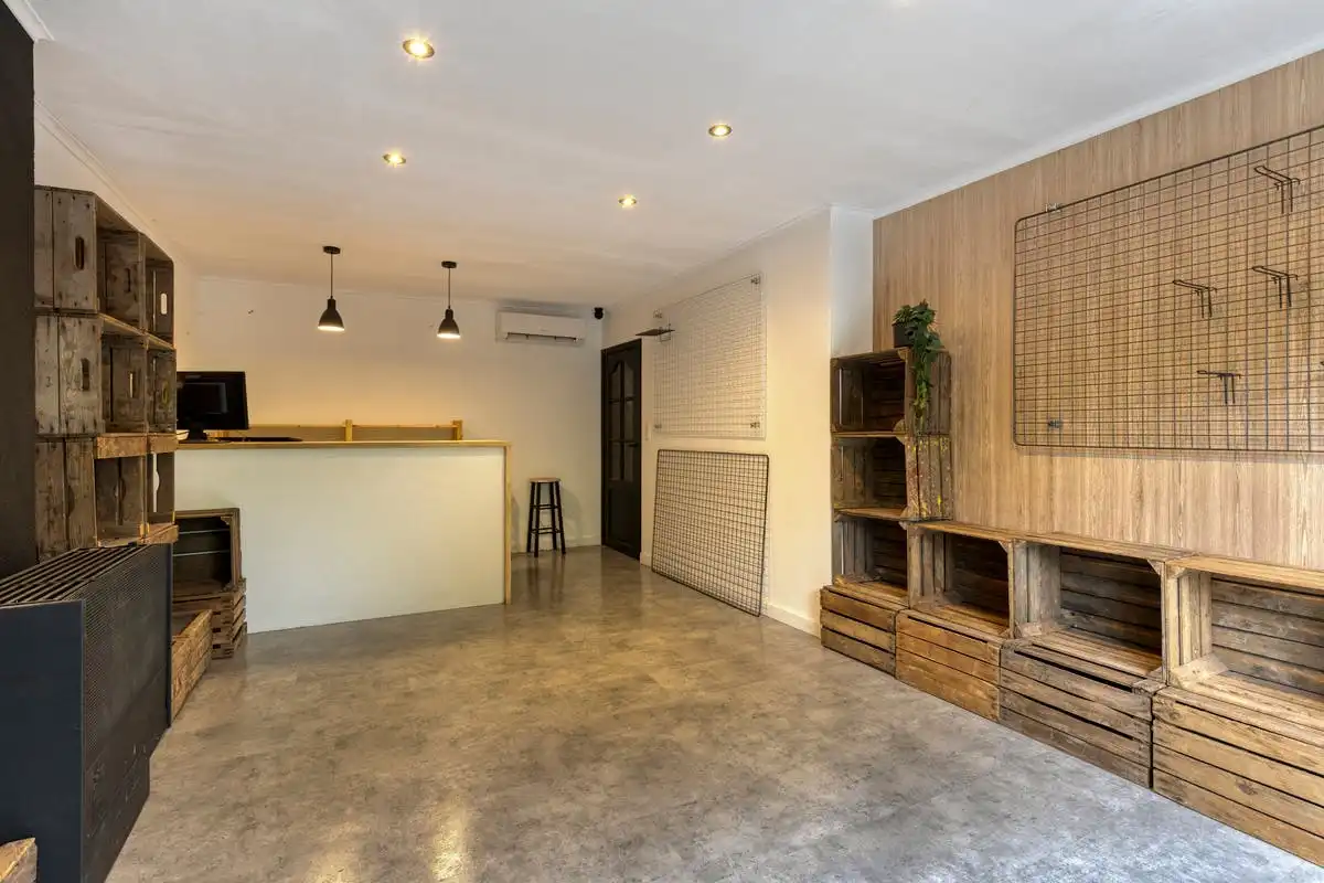 Te renoveren woning met grote tuin en bijgebouw te Heule foto 3