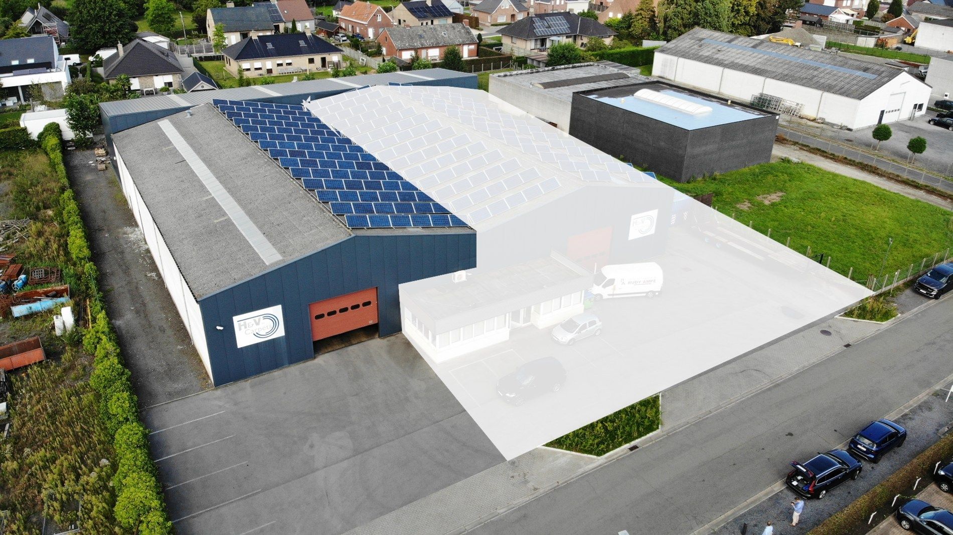 Grote loods (1195m²) met diverse mogelijkheden in een industriezone. foto {{pictureIndex}}