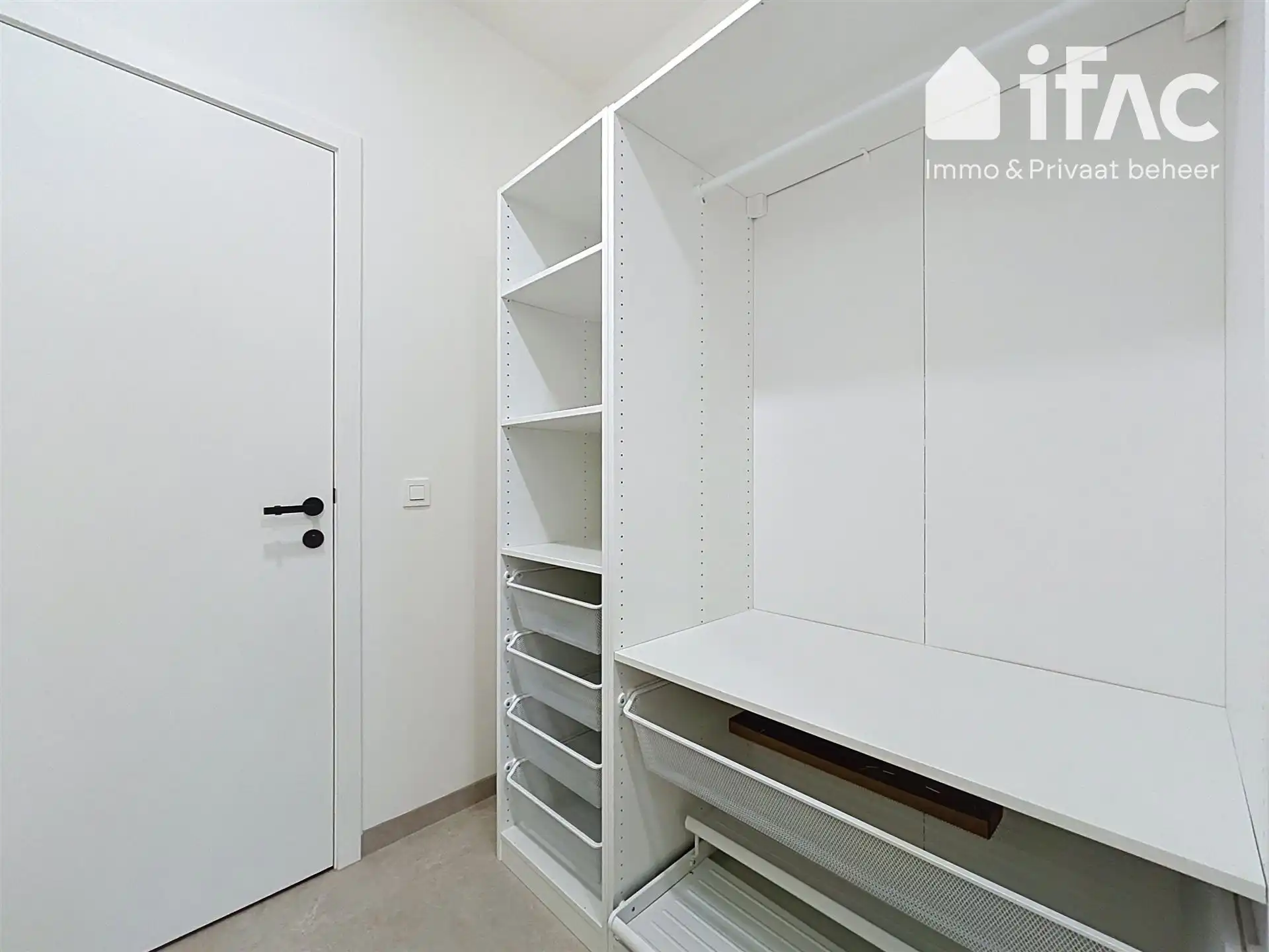 Rustig gelegen volledig gerenoveerde woning foto 4