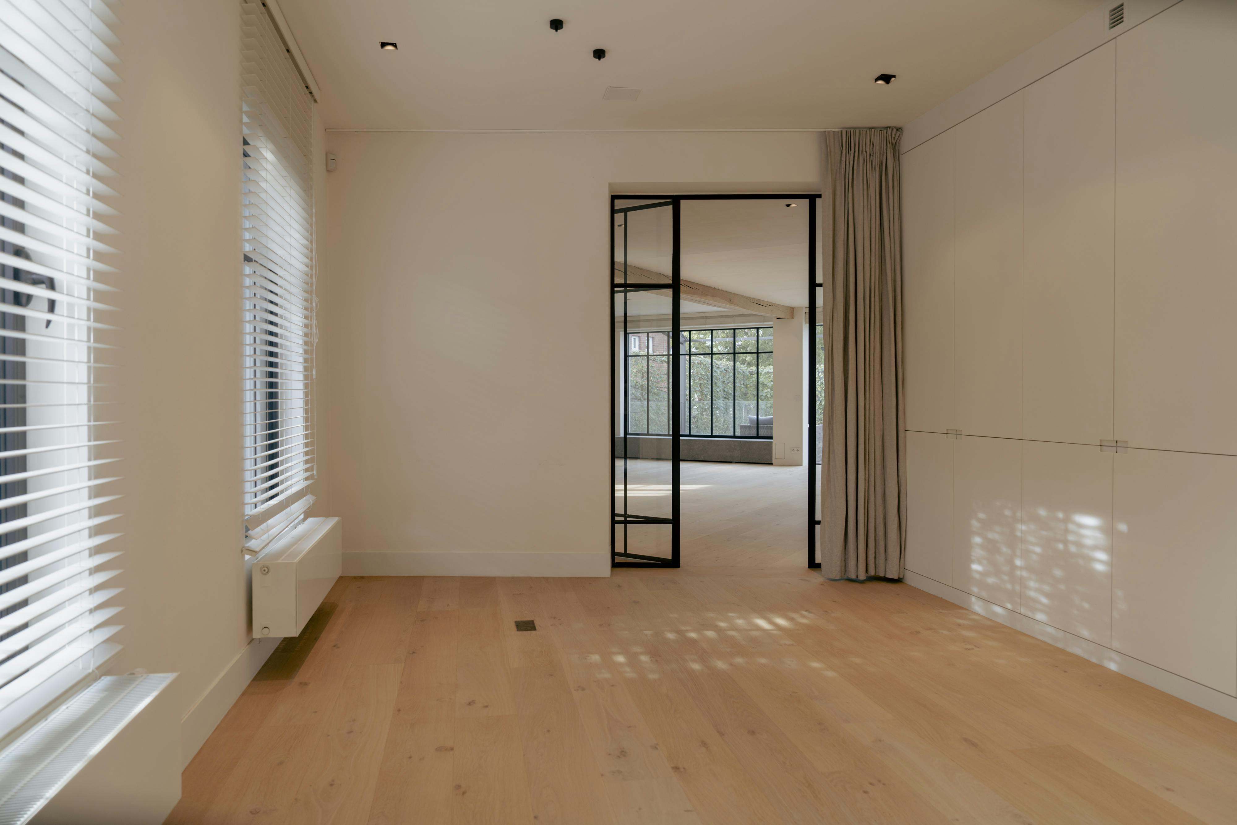 Uitzonderlijke villa te koop op 100m van de Menenpoort foto 18