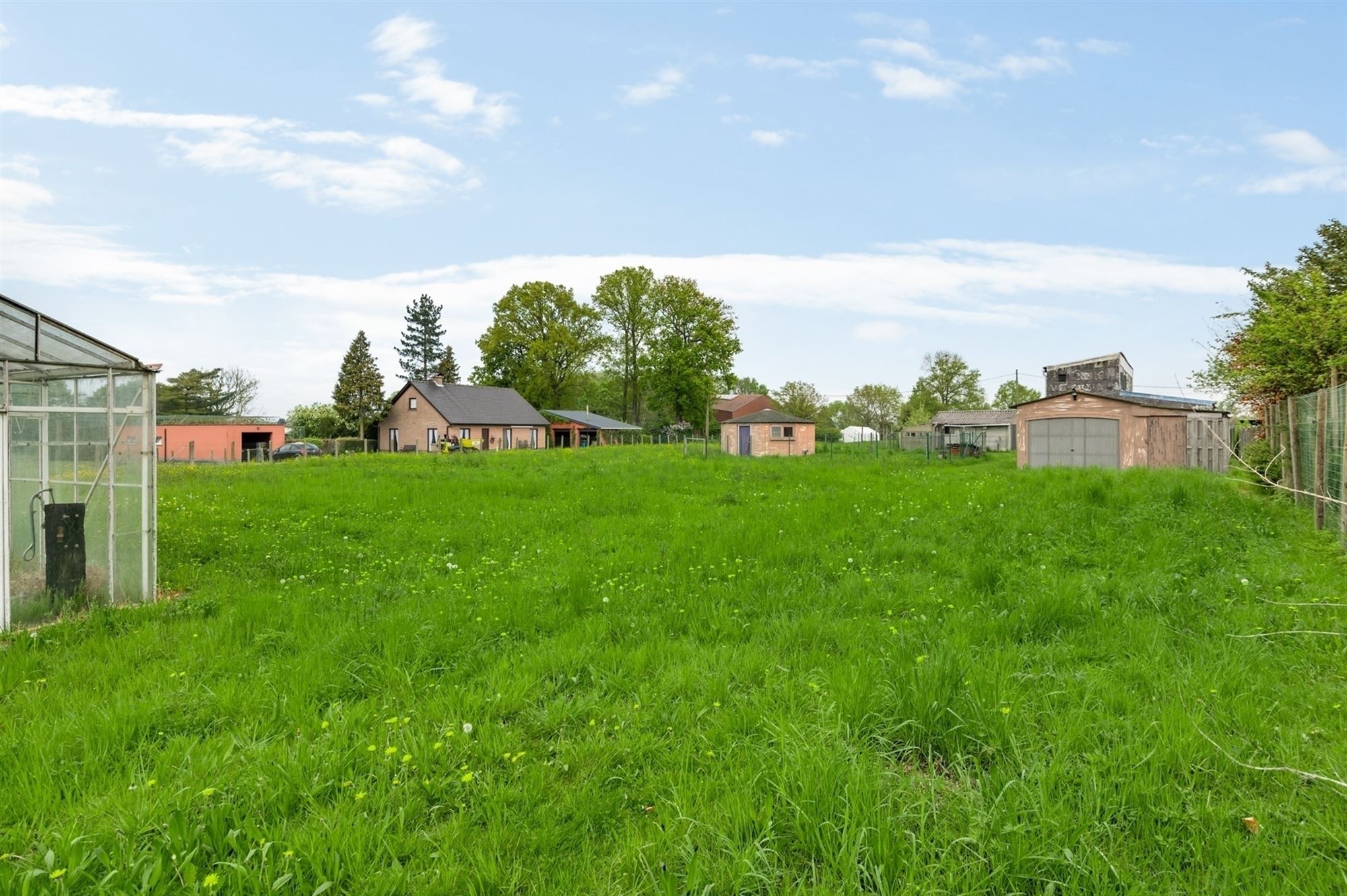 Verzorgde woning op 5007 m² te Onze-Lieve-Vrouw-Waver foto 16