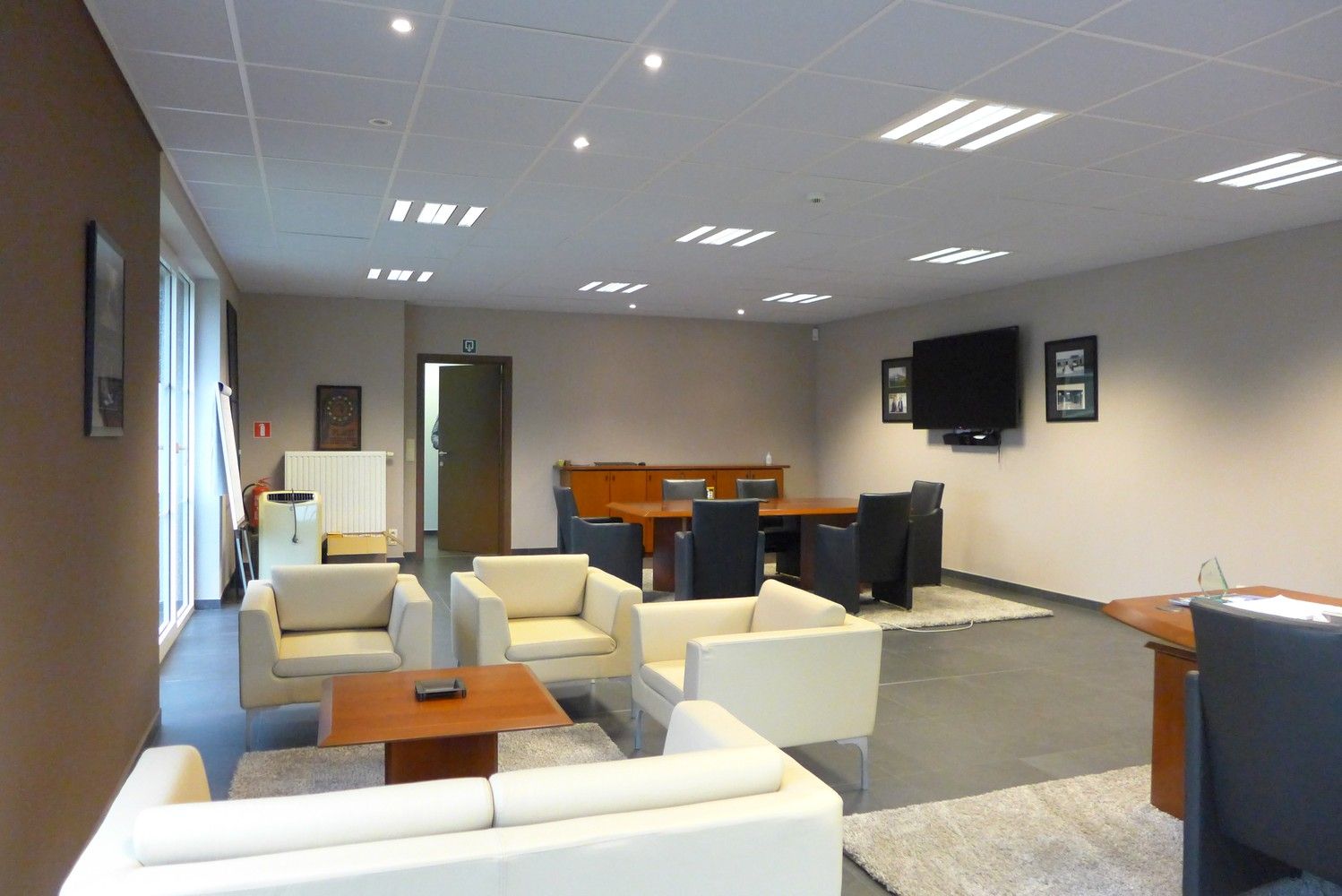 Bedrijfsgebouw +/- 1.397m² foto 13