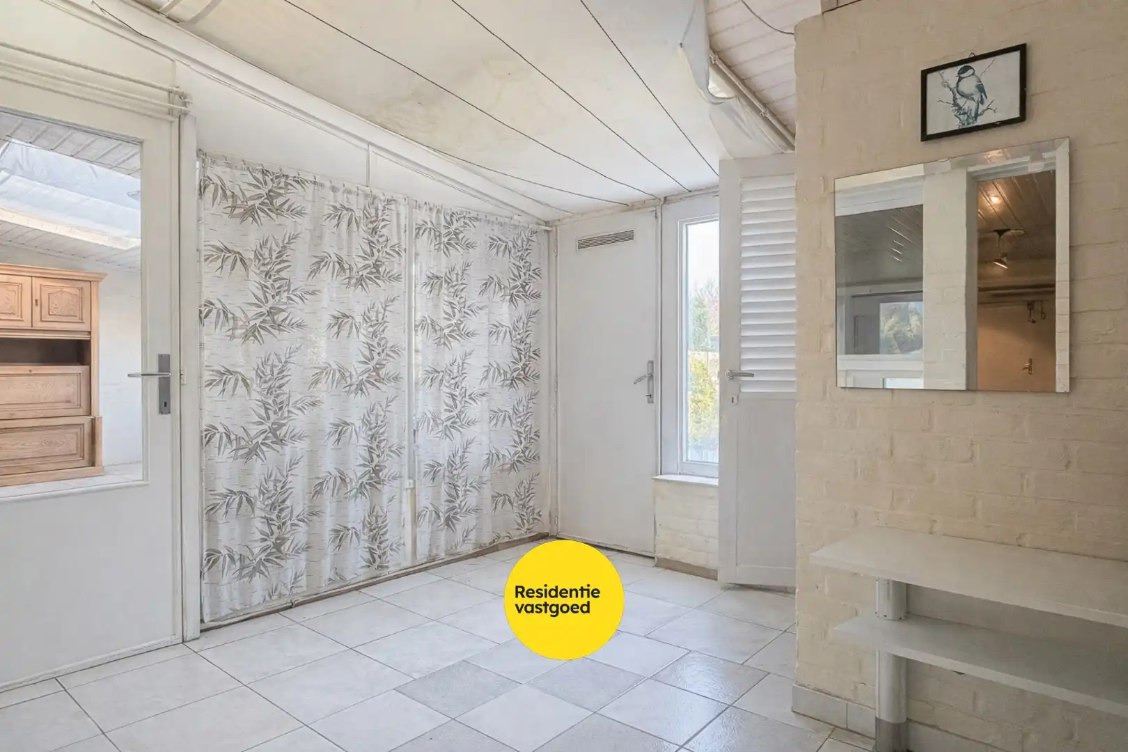 Ruime woning met zuidgerichte tuin te Sint-Michiels foto 9