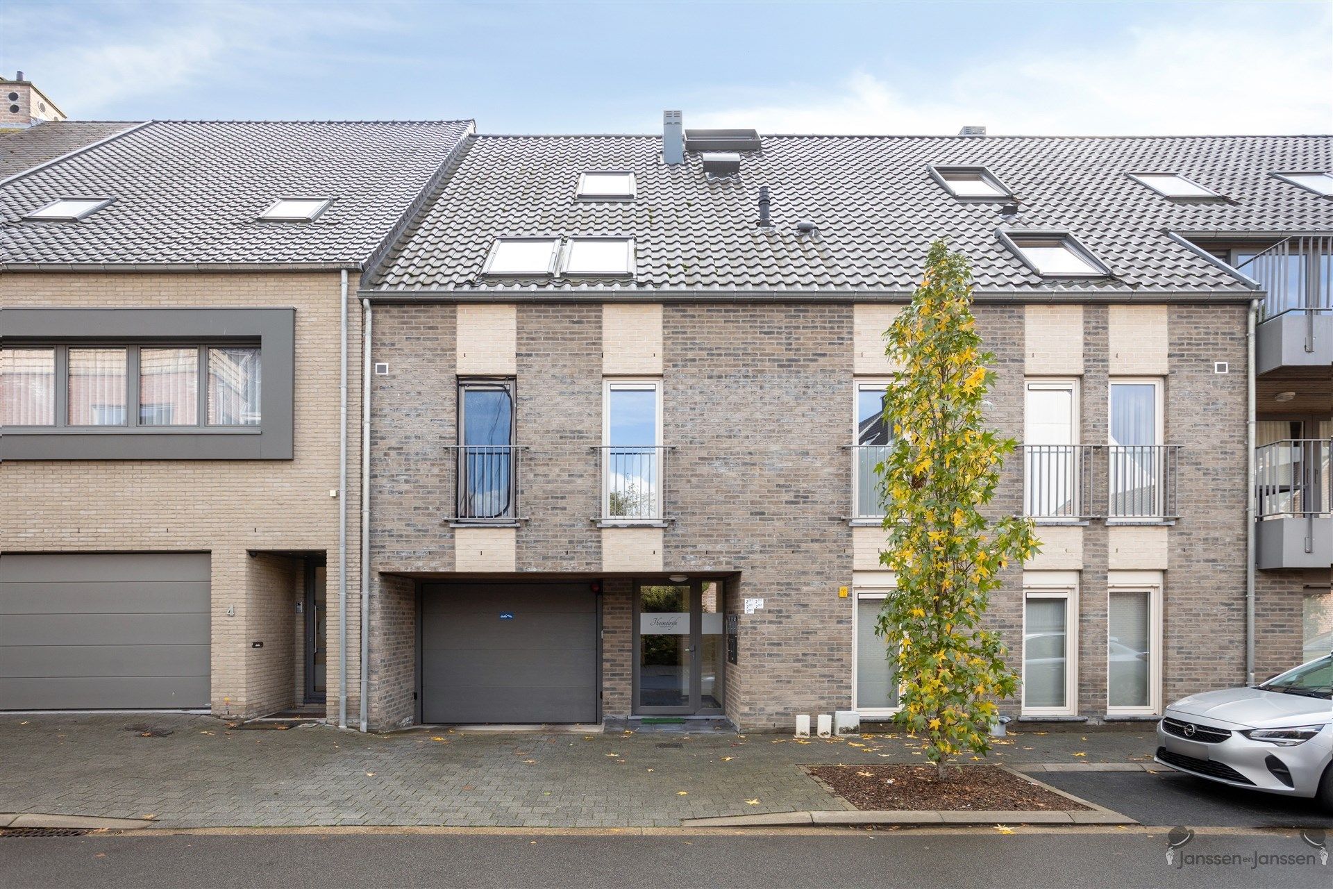 Energiezuinig appartement met terras en garage (EPC A) foto {{pictureIndex}}