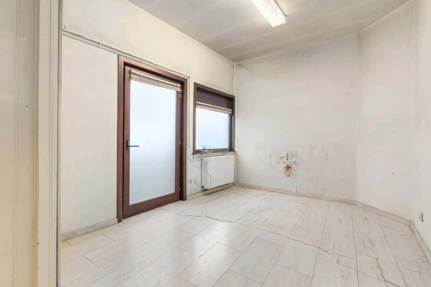 Te renoveren woonhuis op 219m²,centraal gelegen te Roeselare foto 6