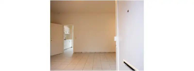 Moorslede-centrum. Rijwoning ideaal als starter of als investering te koop via een biedingssysteem. 4 slaapkamers. Gedeeltelijk te renoveren. Bieden kan toot 10 maart om 15u!! foto 13