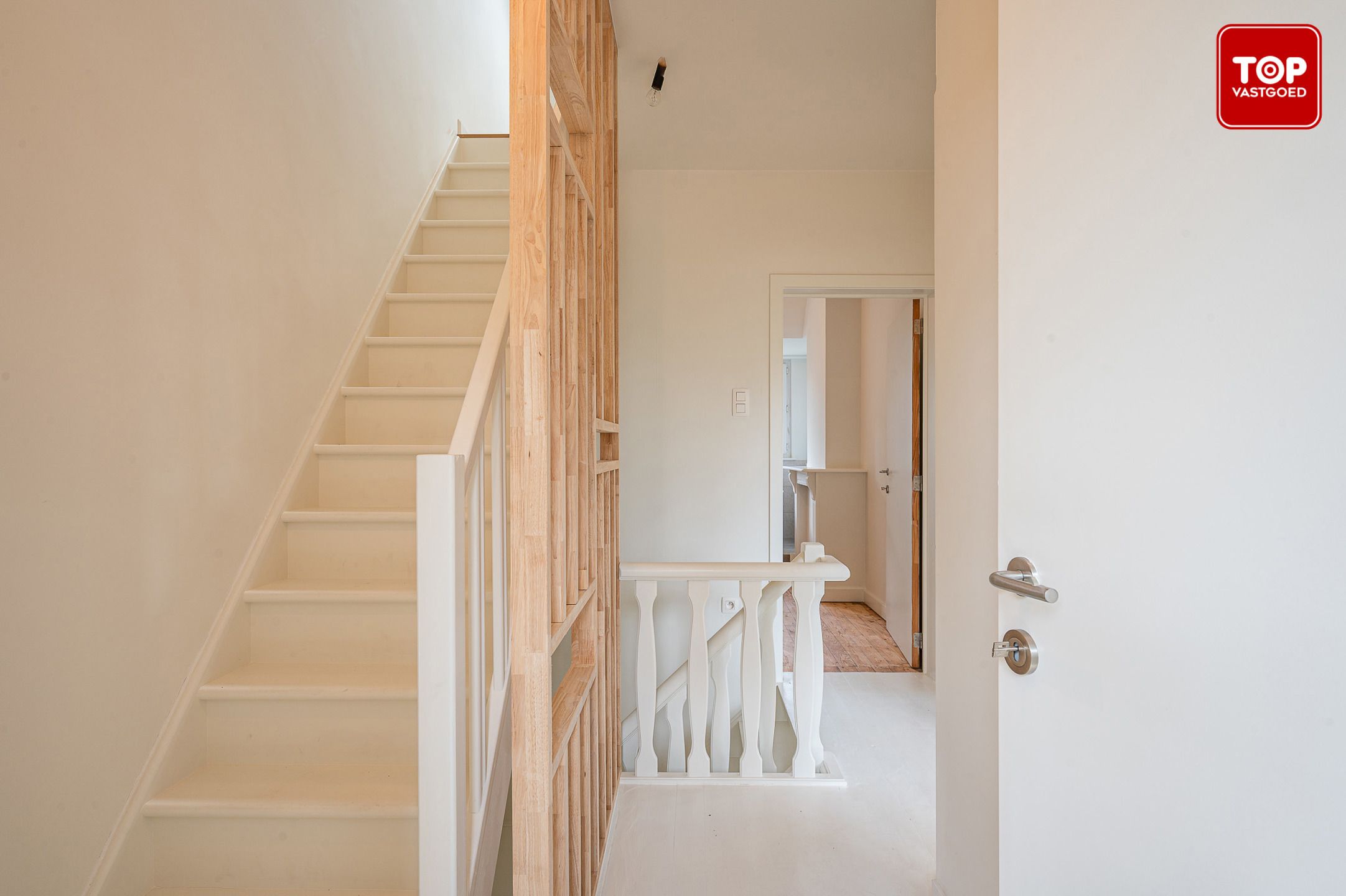 Vernieuwde woning met 4 slaapkamers en gunstige EPC score foto 8