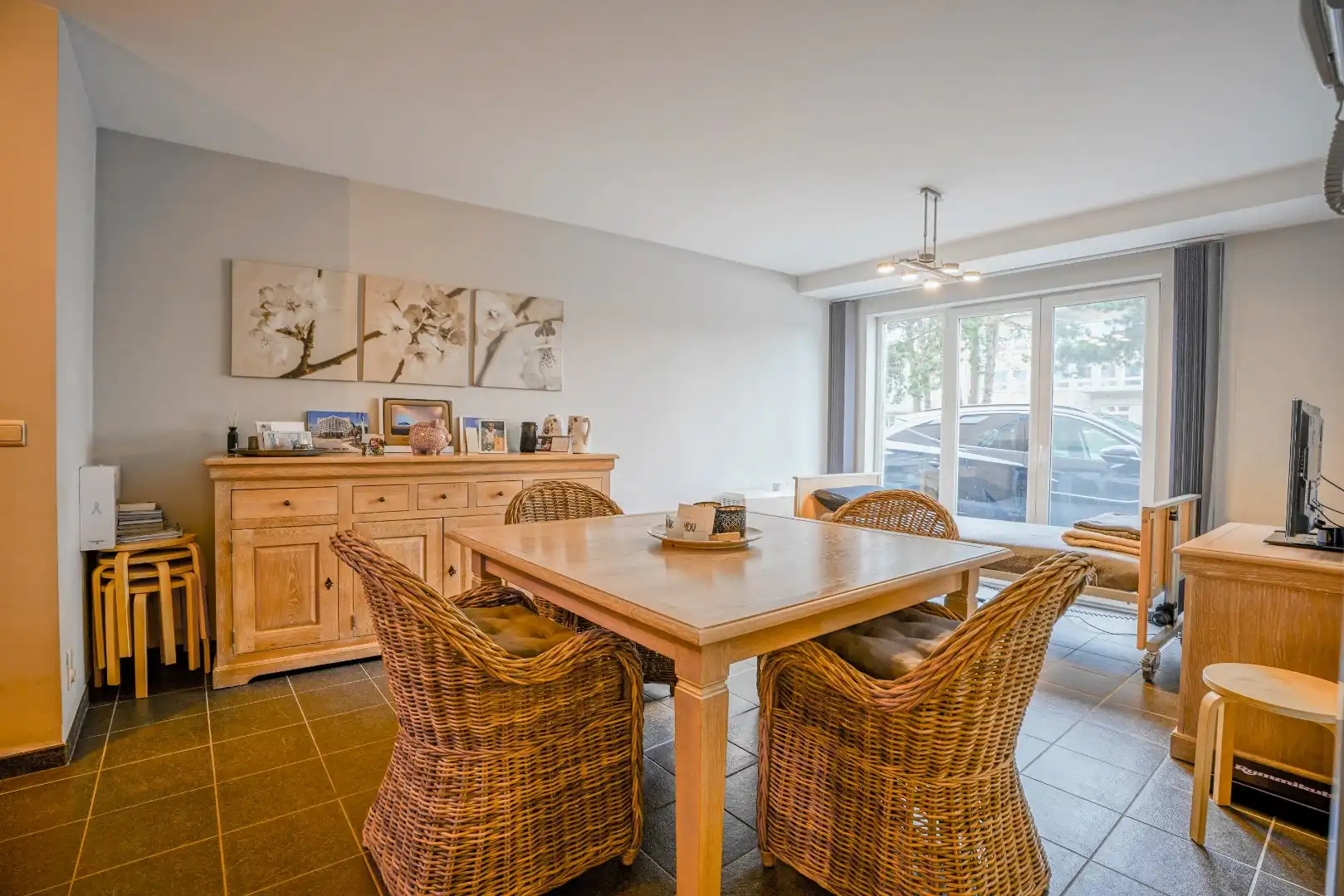 Gezellig gelijkvloers 1-slaapkamerappartement te Nieuwpoort-stad. foto 2