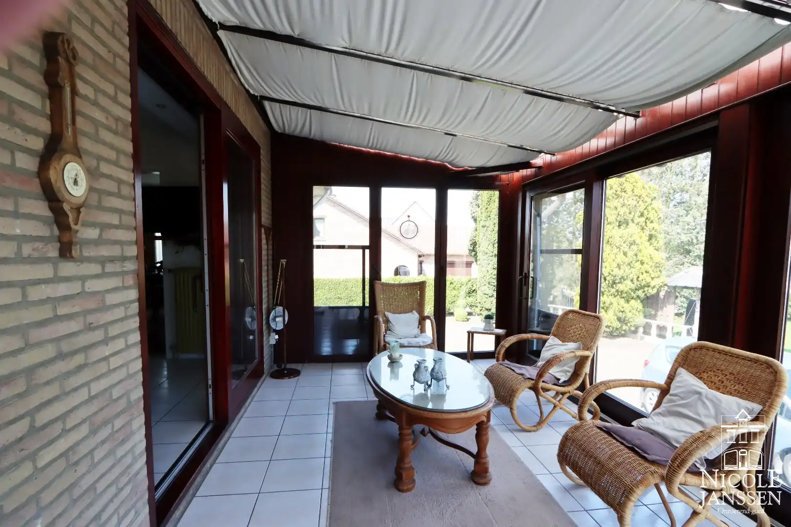 Gelijkvloerse gezinswoning met drie slaapkamers, grote kelder en ruime tuin foto 11