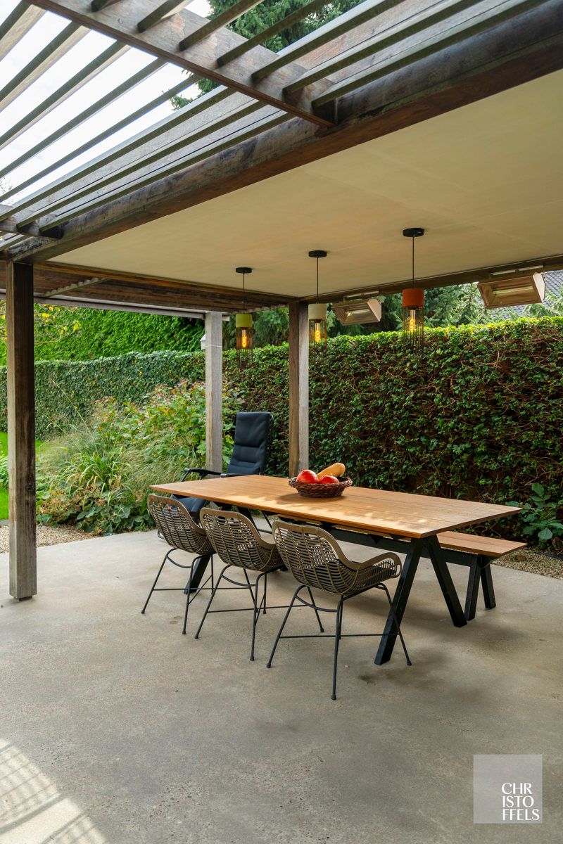 Uitzonderlijke villa van 320m2 gelegen in het pittoreske Leut, op een boogscheut van de Maas! foto 34