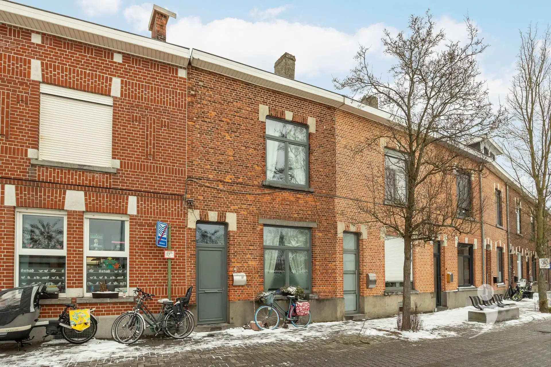 Instapklare woning op wandelafstand van het centrum van Leuven! foto {{pictureIndex}}