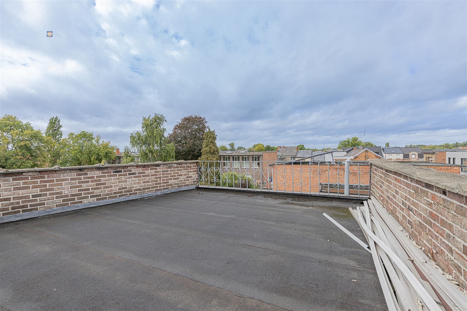 Charmant 1-slaapkamerappartement met ruim terras foto 12