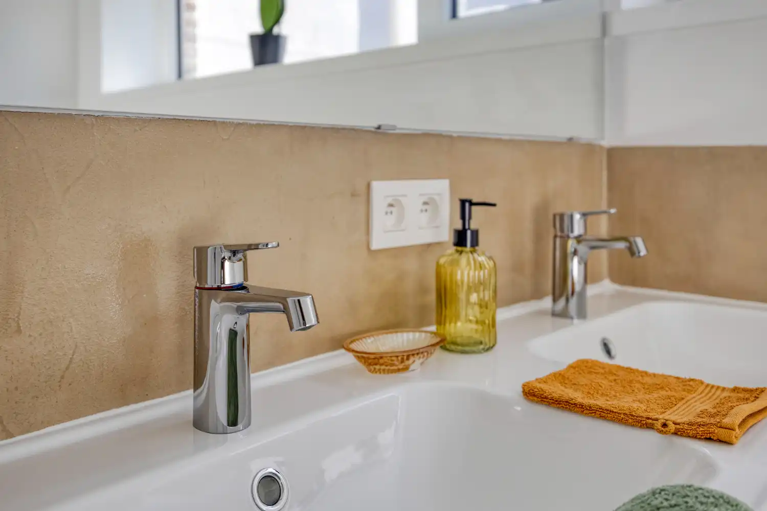 Volledig gerenoveerde woning in het centrum van Lichtervelde met 3 slaapkamers en leuk zonnig tuintje foto 12