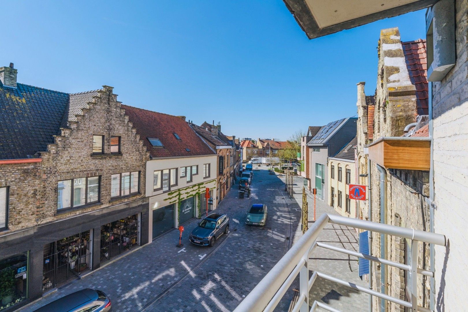 Instapklare appartement met 2 slaapkamers foto 9