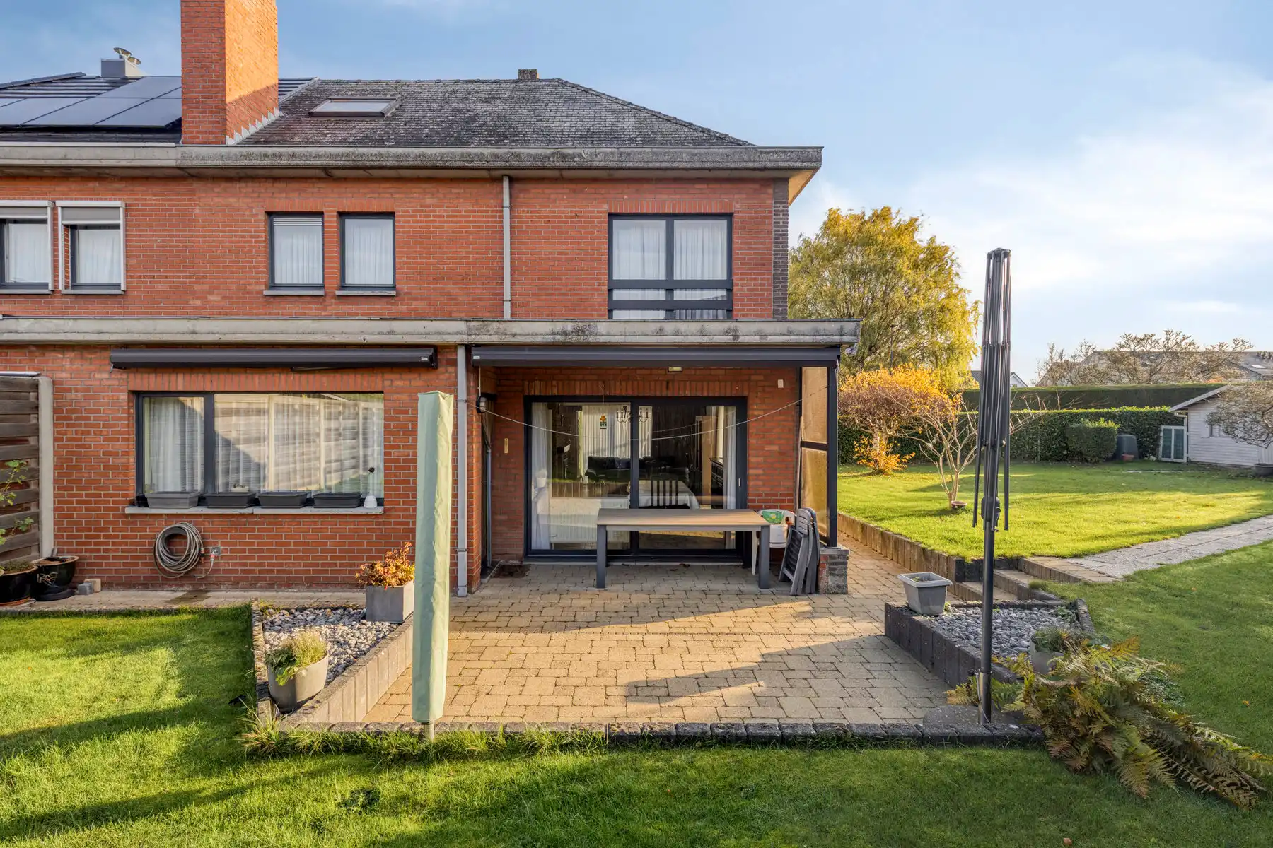 Leemans Immobiliën stelt u  deze centraal, maar toch bijzonder rustig gelegen woning in Dilbeek voor! foto 19