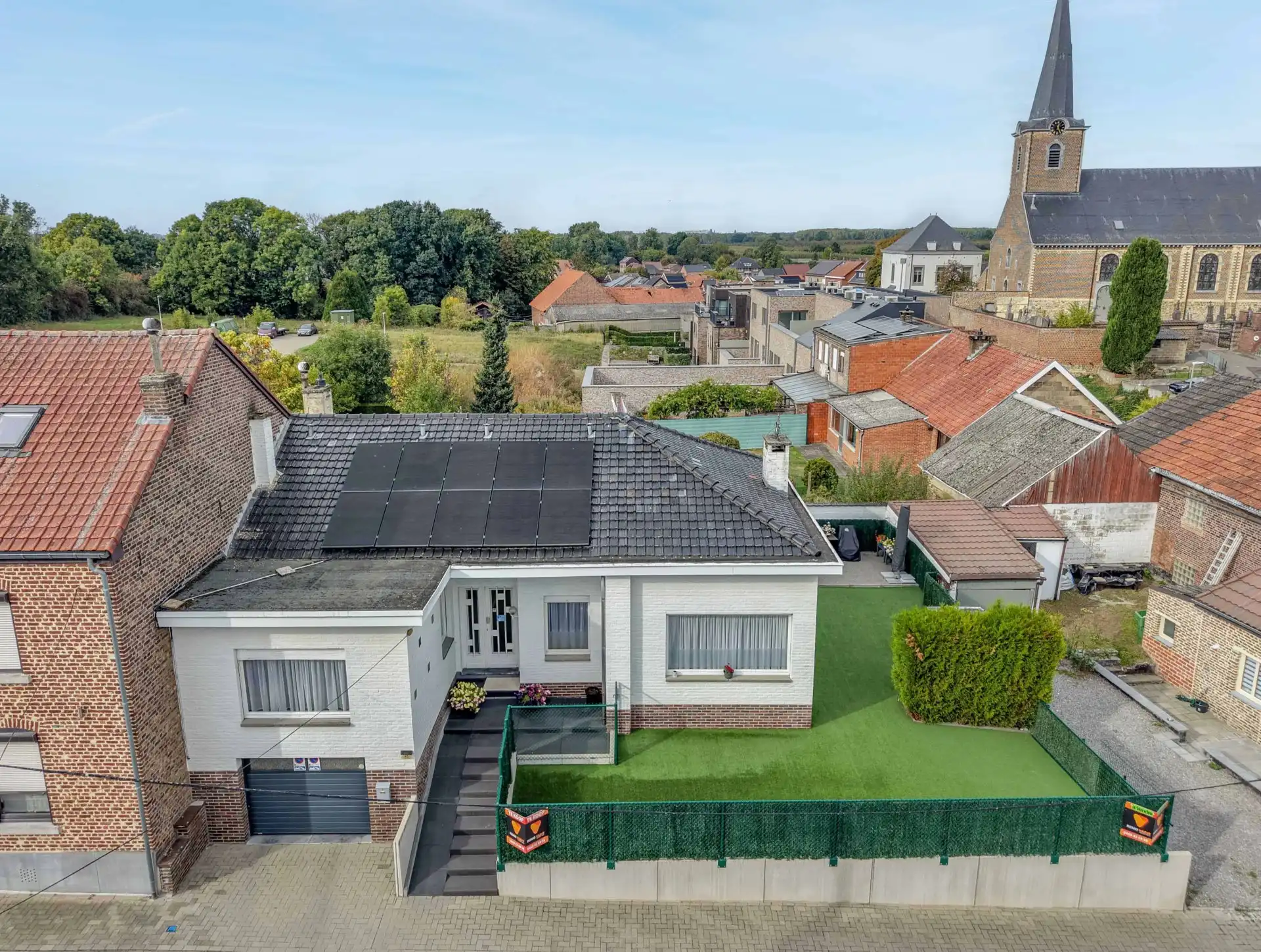 Gezellige bungalow  met tuin op rustige locatie foto {{pictureIndex}}