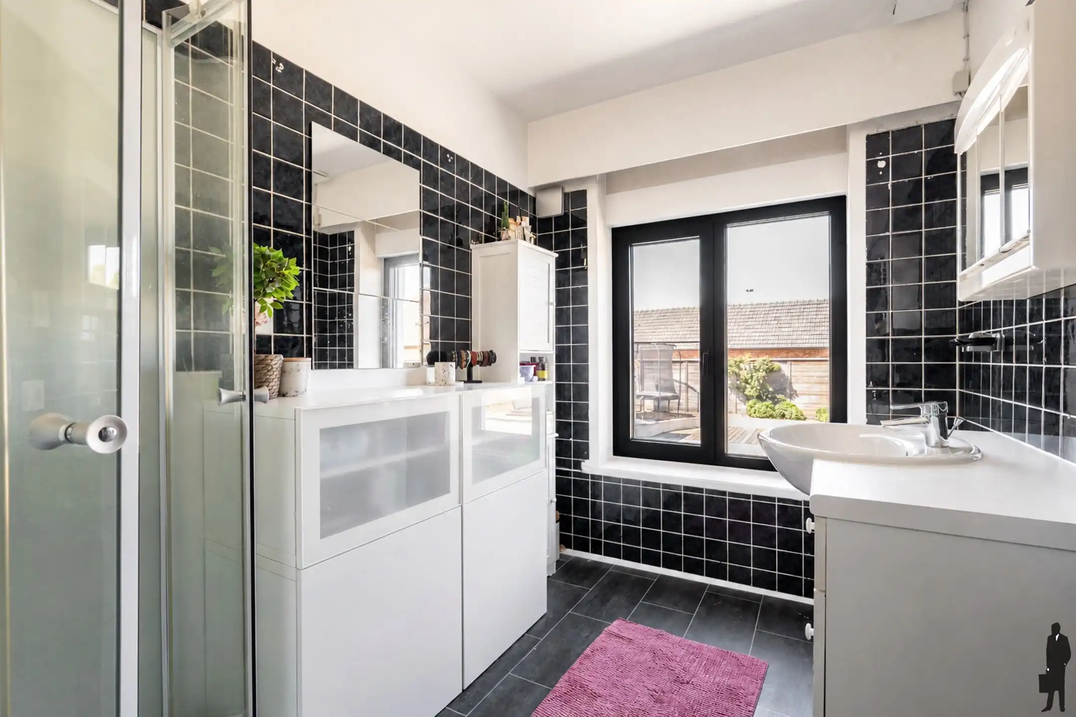 Laagbouwvilla - doorgedreven gerenoveerd, 3 à 5 slpks. foto 13