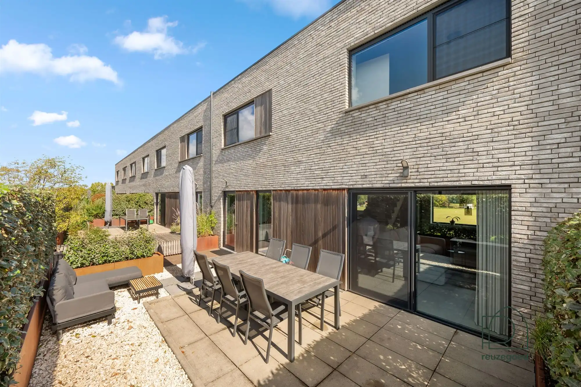 Uniek duplexappartement (3 slpk) met huisgevoel, groene daktuin en zicht op de velden in Kortessem foto 39