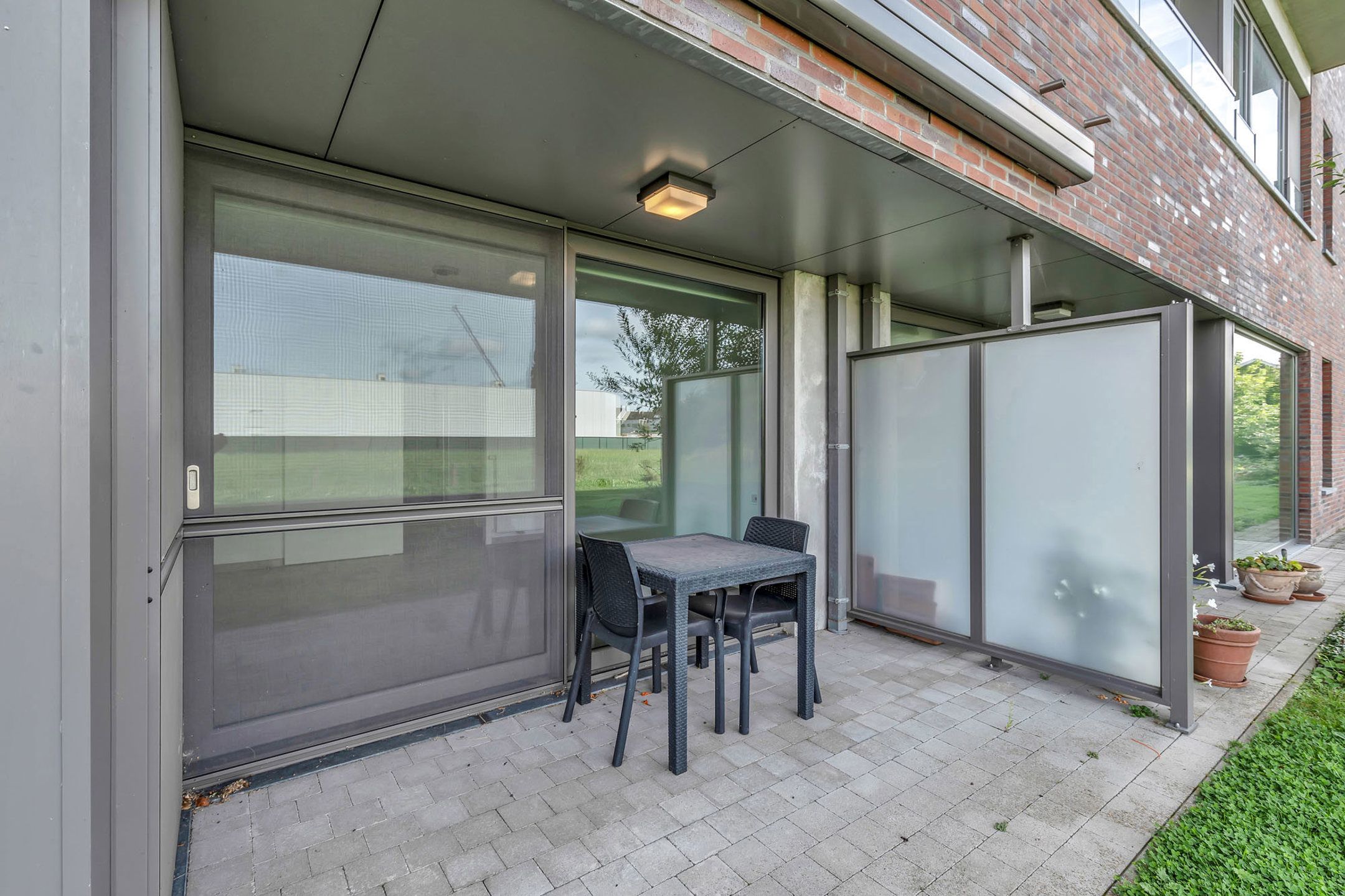 Centraal gelegen serviceflat met luxe en comfort foto 8