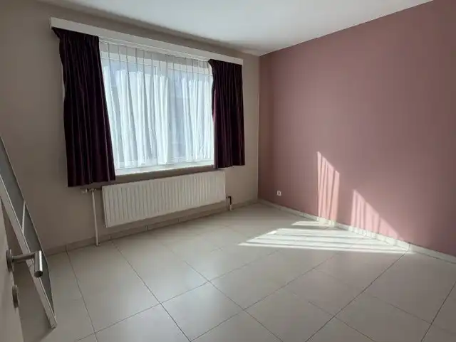 Appartement op de eerste verdieping met 2 slaapkamers + kelder foto 7