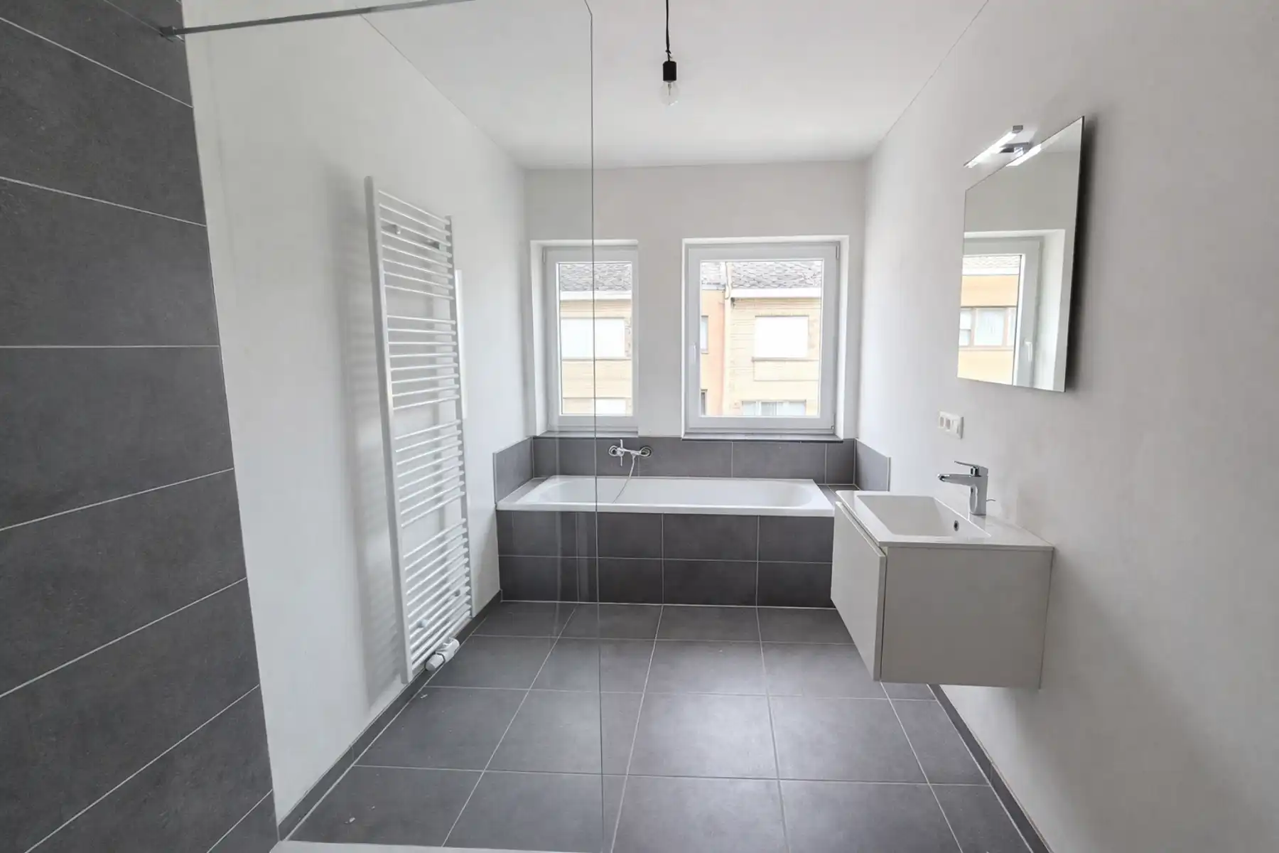 Instapklare woning op boogscheut van Nieuwerkerken foto 18