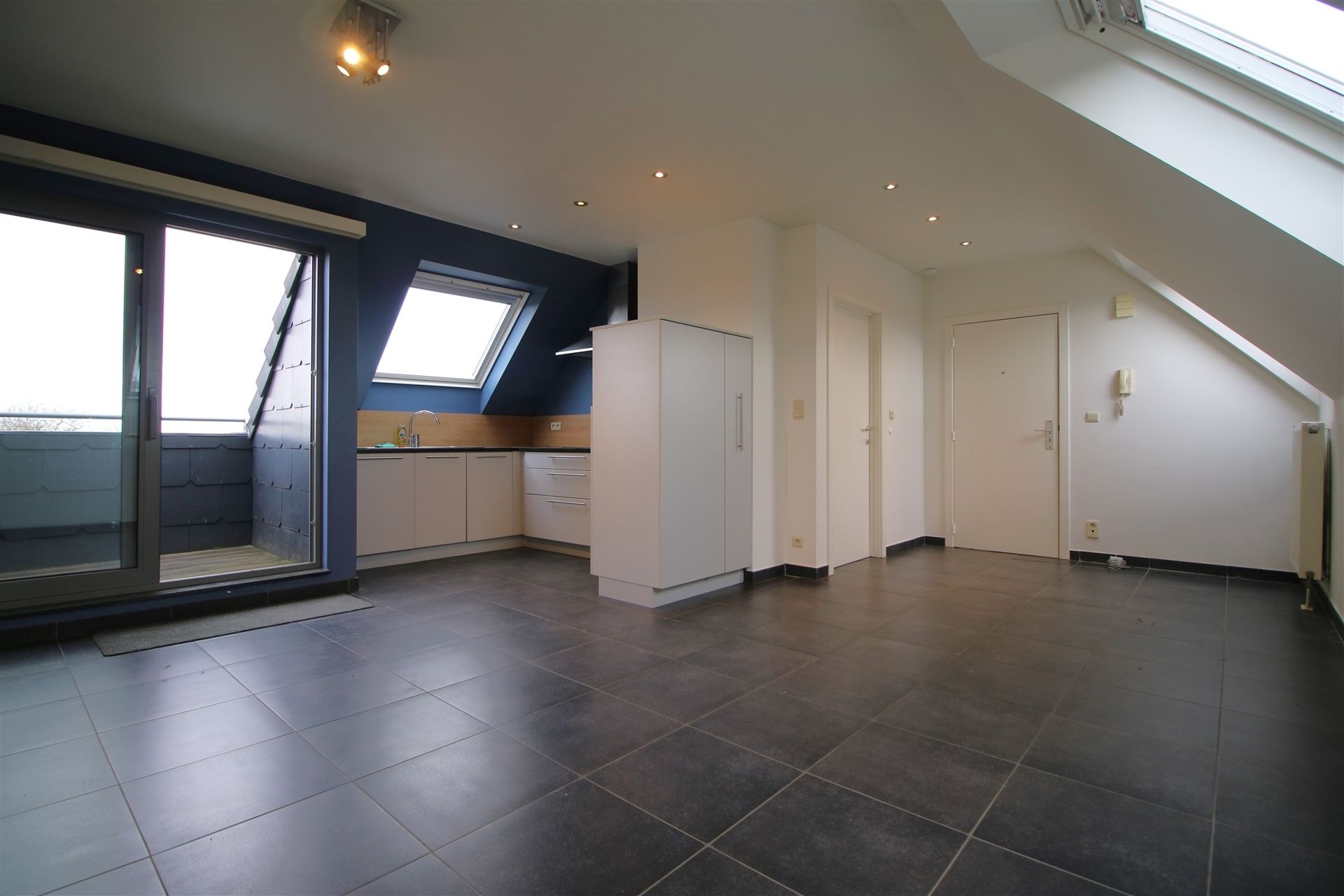 Gezellig appt met lift & parking foto {{pictureIndex}}