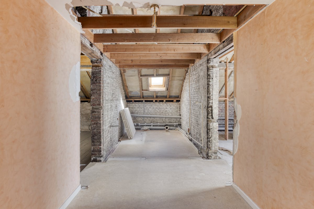Mooie herenwoning in Schellebelle te koop met tuin en garage foto 12