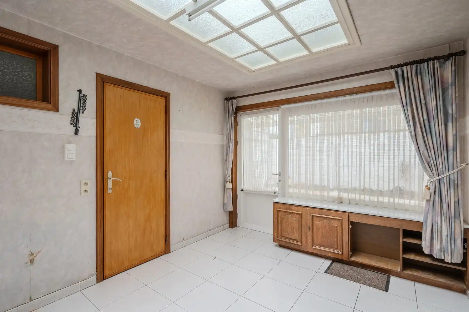 Halfopen bebouwing in doodlopende straat. foto 12