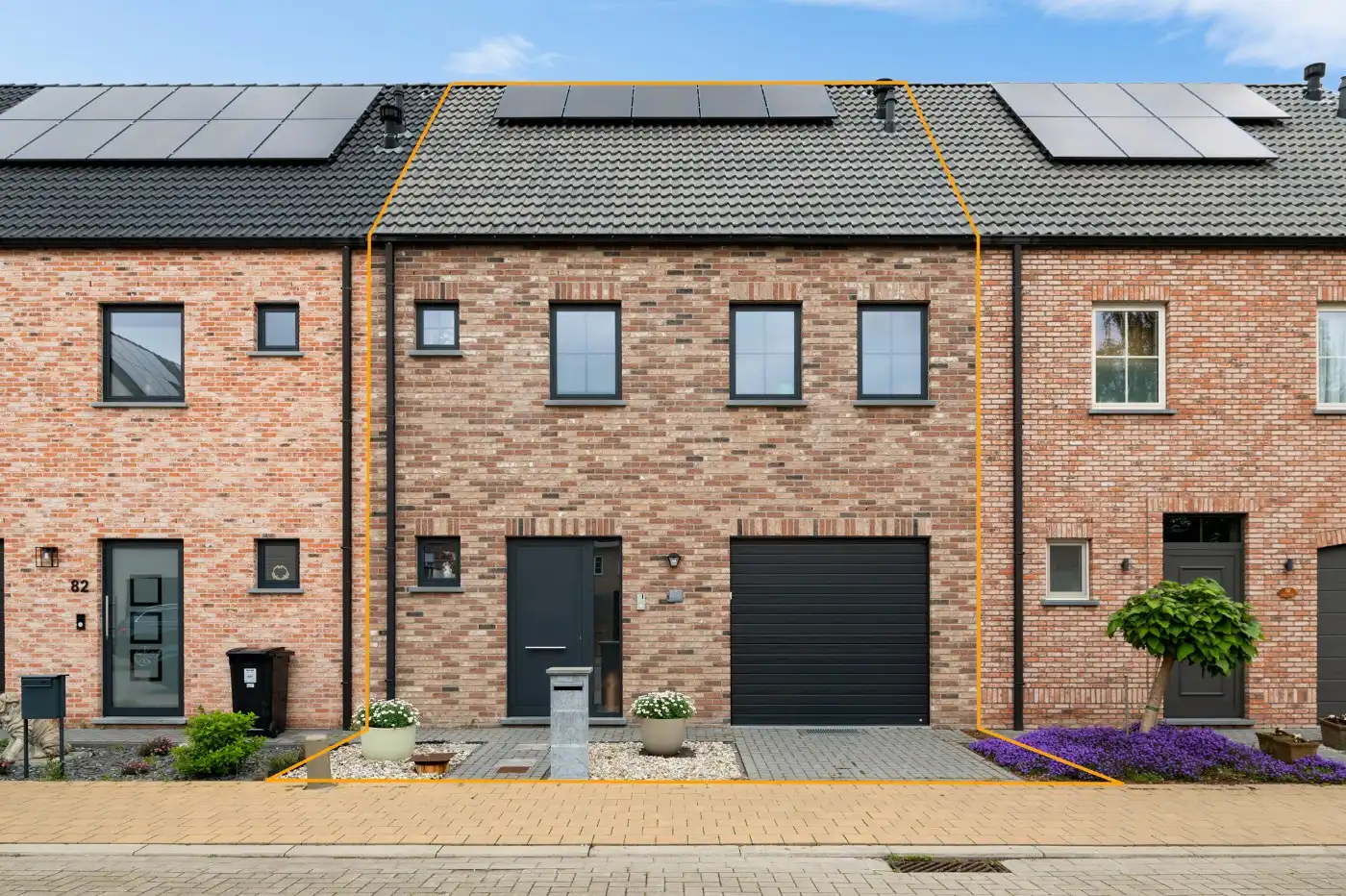 Riante, stijlvolle BEN-woning met 3 à 4 slpk, 2 badk., garage en tuin foto {{pictureIndex}}