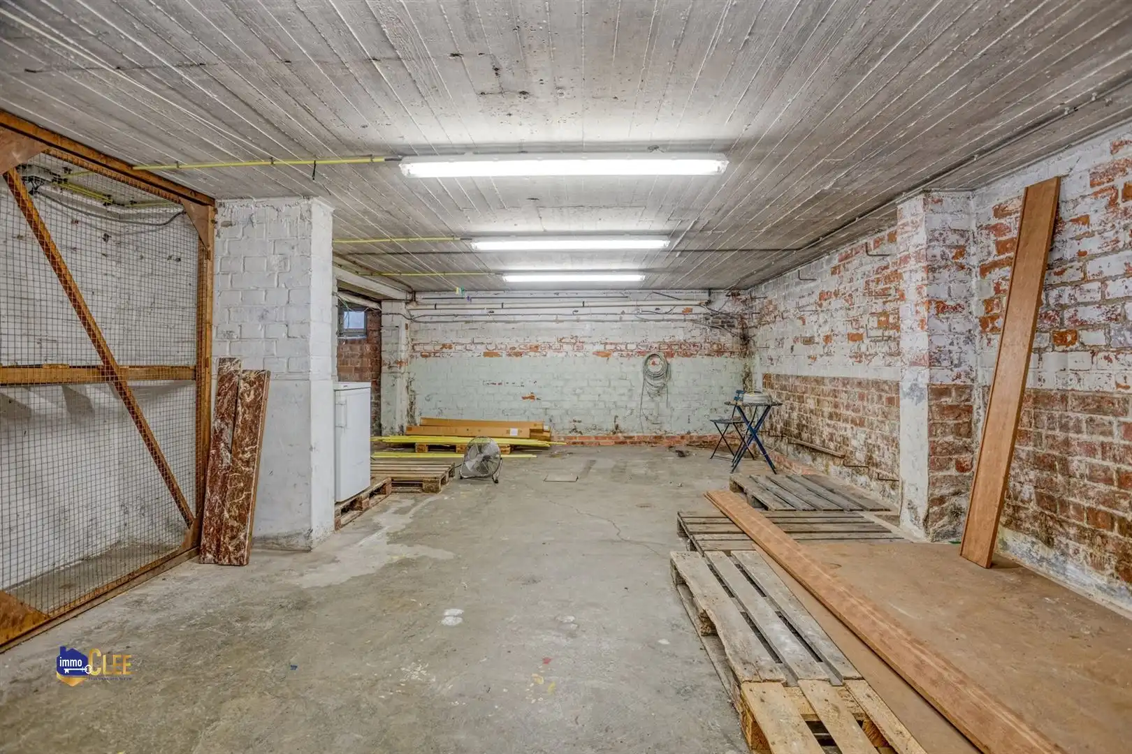 Woning met industriehal op topligging in Maasmechelen foto 21