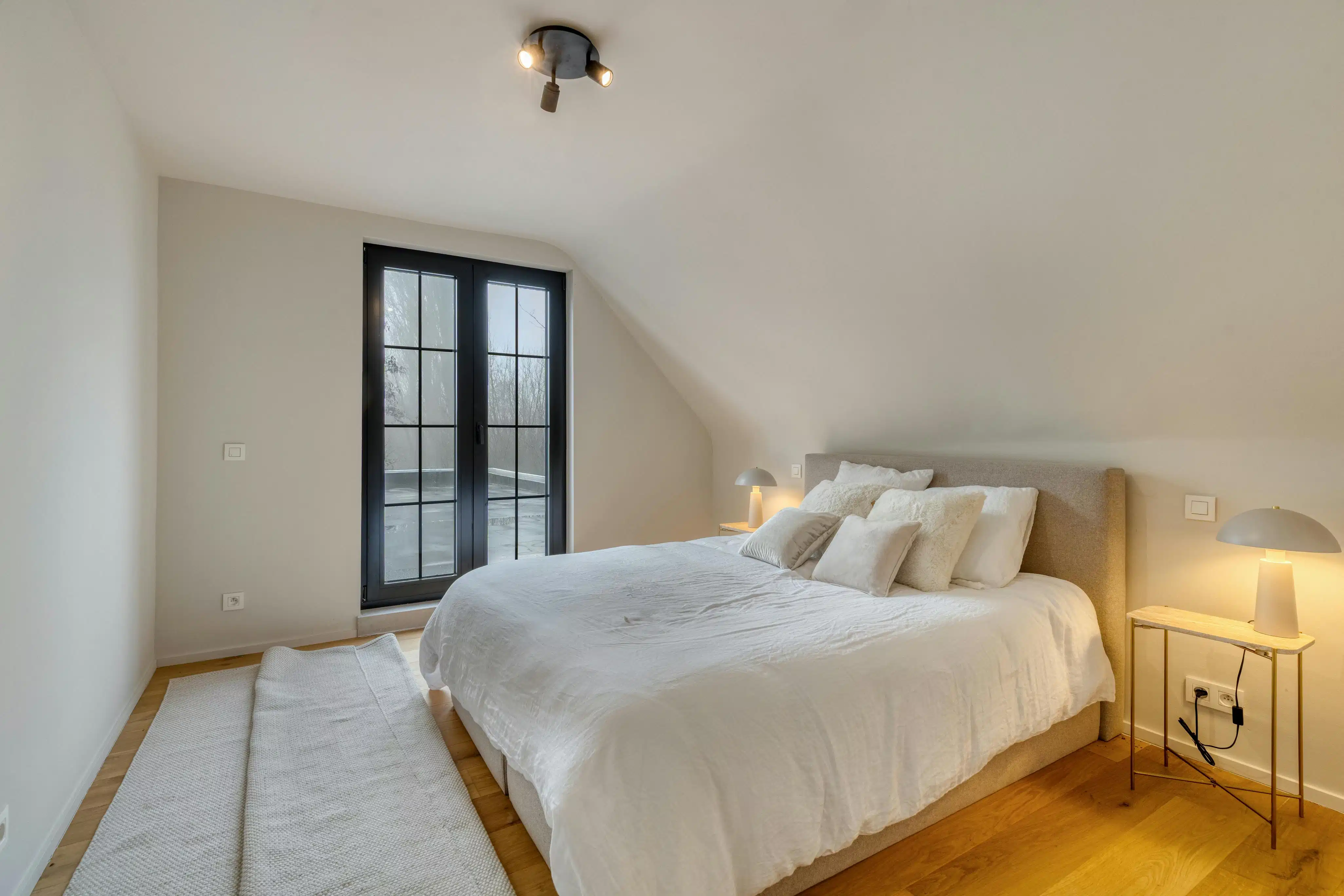 Gerenoveerde villa met 4 slaapkamers en prachtige vergezichten foto 19