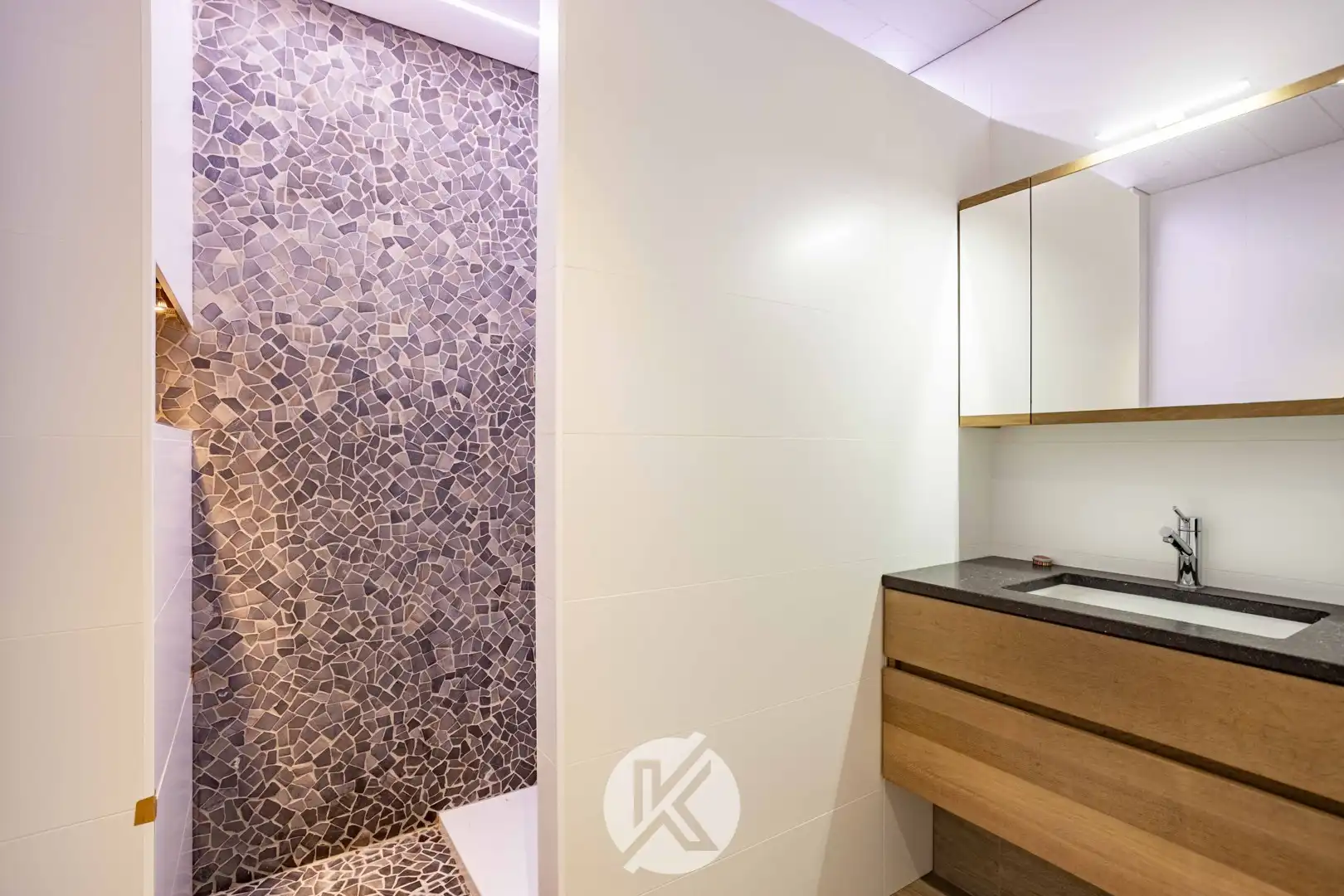 Tijdloze, elegante villa op ruim perceel foto 18