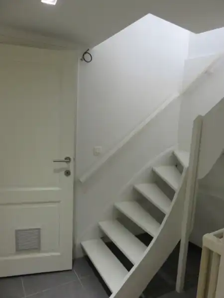 Mooi handelsgelijkvloers in centrum Hove foto 16