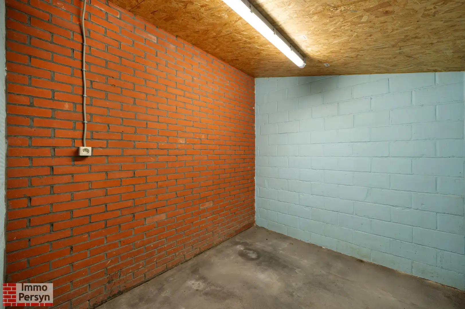 Vrijstaande bungalow met bijgebouw op een riant perceel foto 36