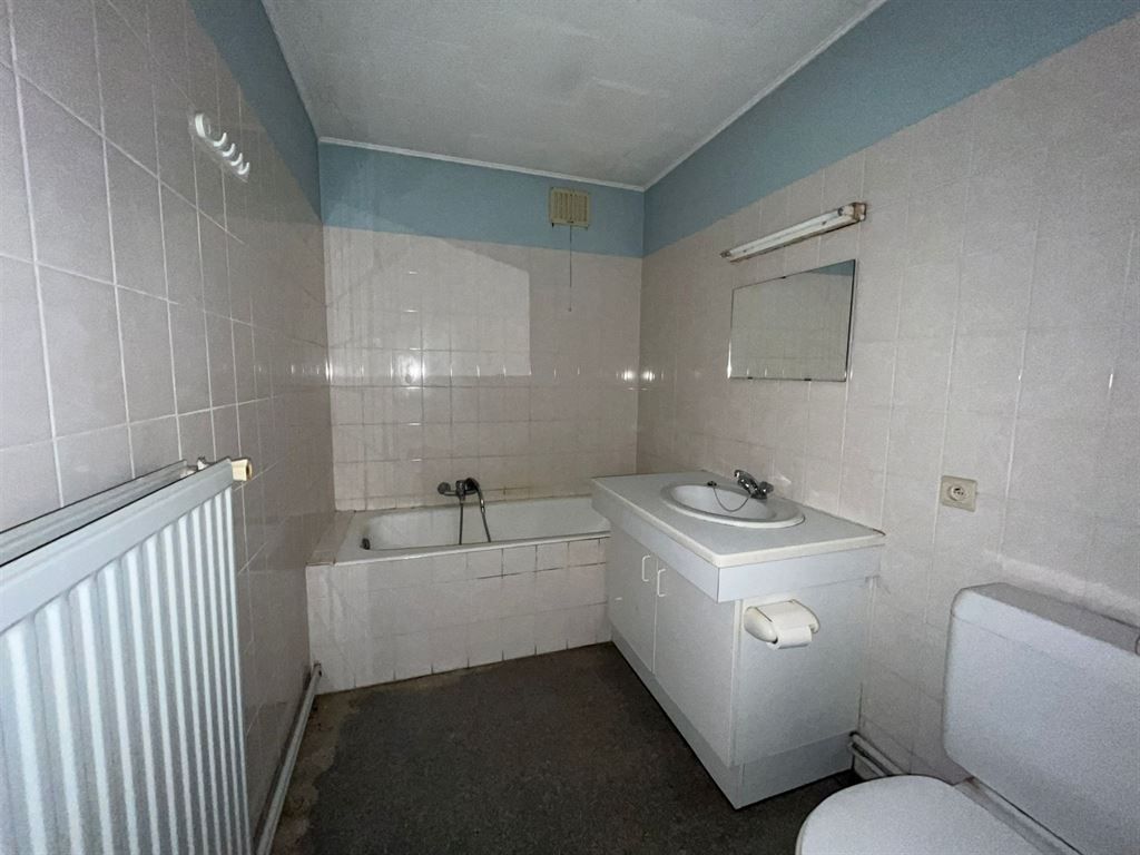 Volledig te renoveren woning nabij centrum Baal! foto 14
