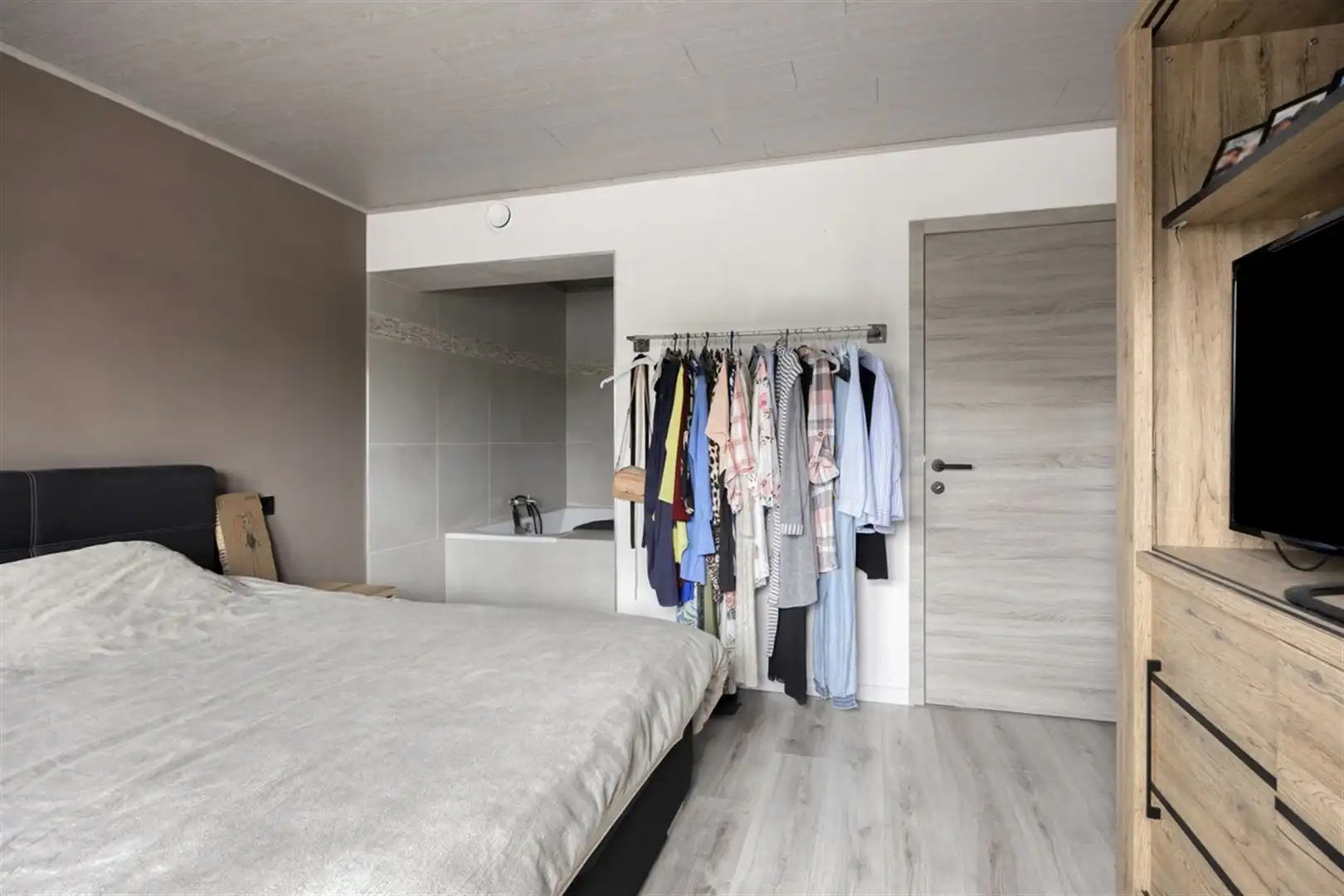 uitzonderlijke eigendom met garage en grote tuin (2287 m²) foto 15