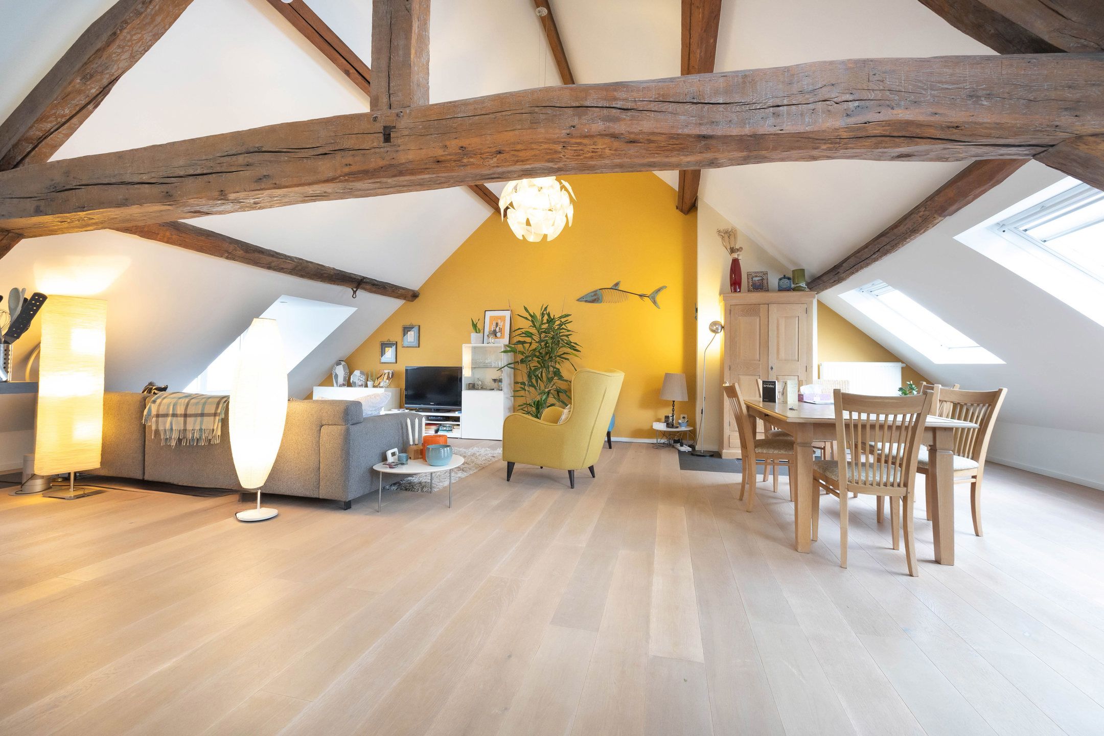 Duplex met 3 slaapkamers - In uitstekende staat! foto 27